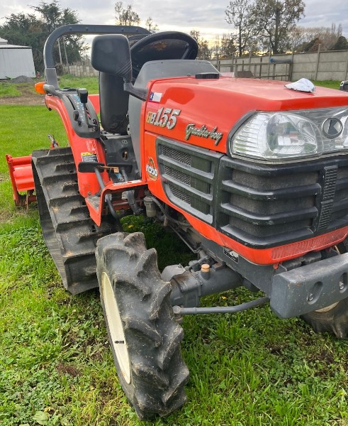 
								Tractores Pequeños kubota completo									