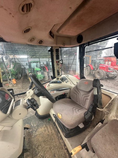 
								Tractores Grandes Massey Fergusson completo									